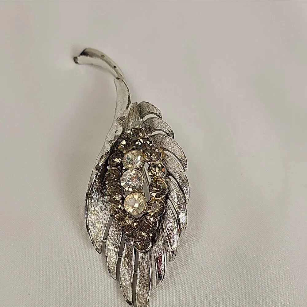 Vintage Coro Feather Rhinestone Brooch Silver Tone Mid Century